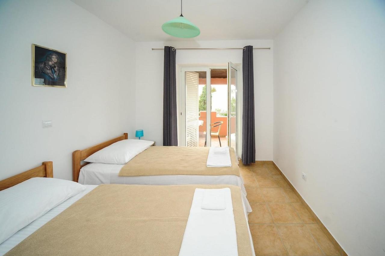 Apartment Avada Novalja Exterior photo