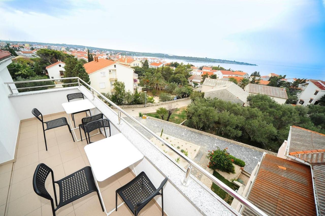 Apartment Avada Novalja Exterior photo